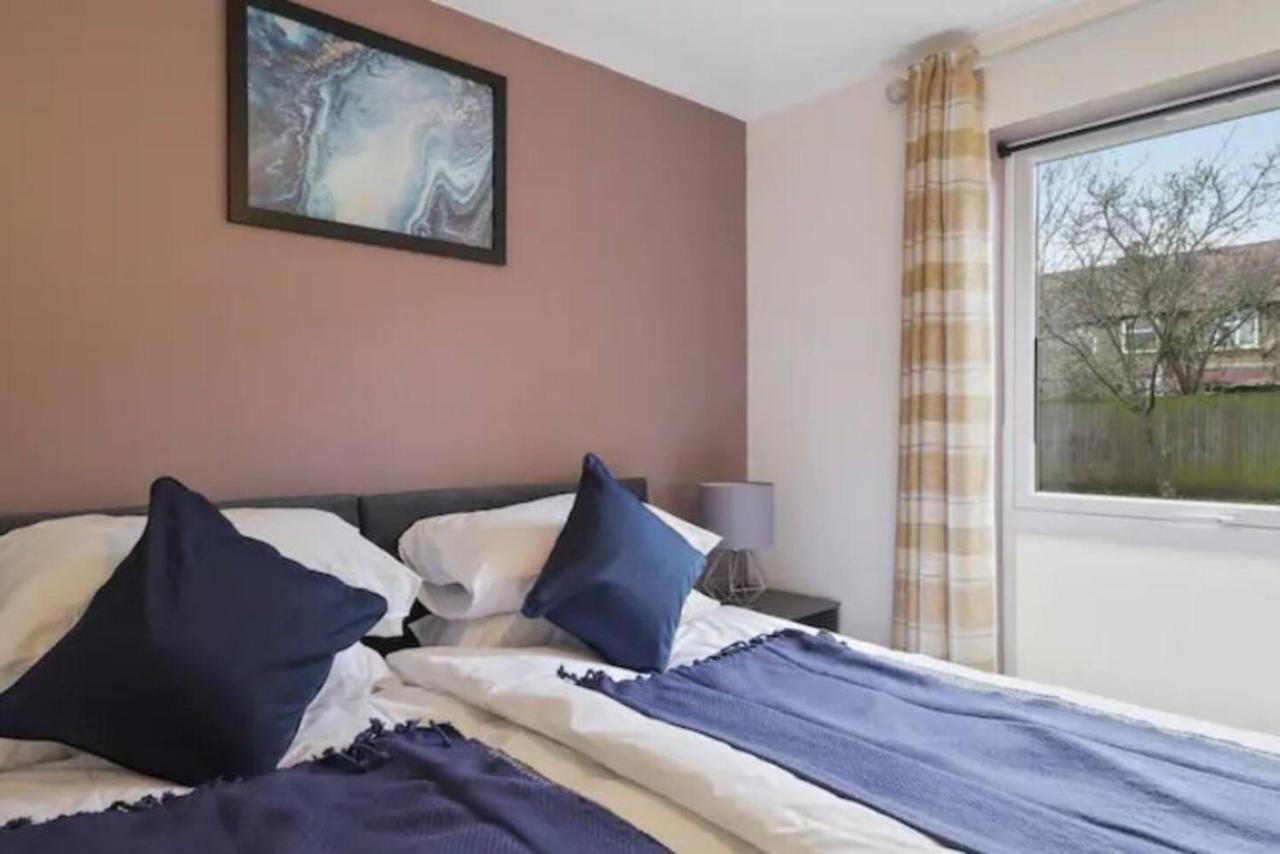 Apartment The Exquisite Gem -parking London Borough of Harrow