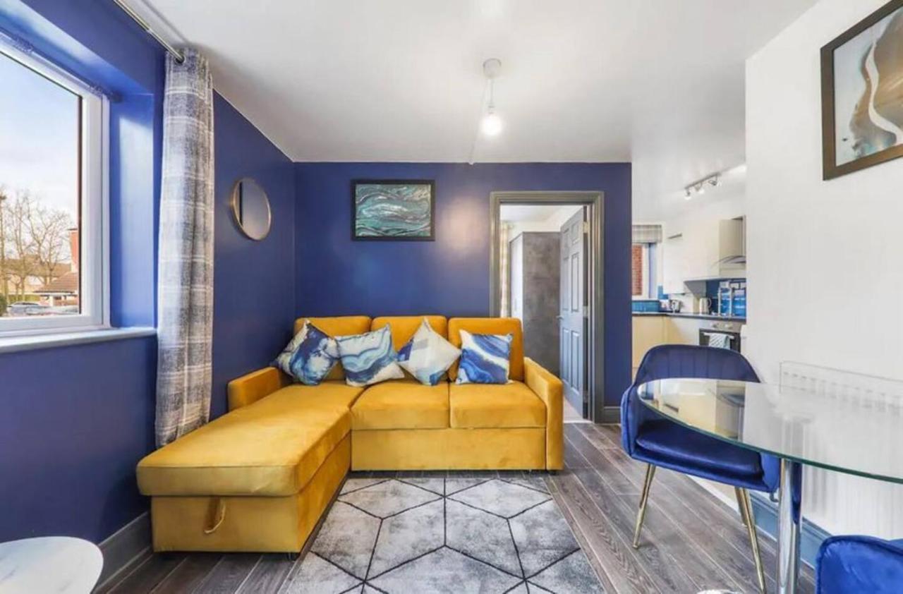 The Exquisite Gem -parking Apartment Harrow