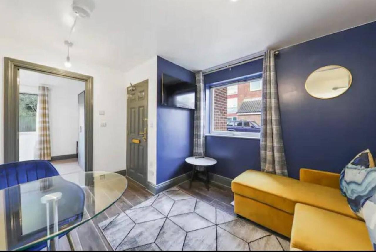 The Exquisite Gem -parking Apartment Harrow