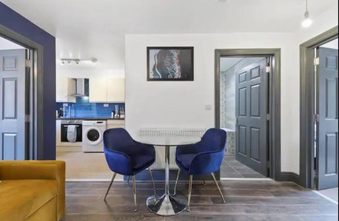 Apartment The Exquisite Gem -parking Harrow